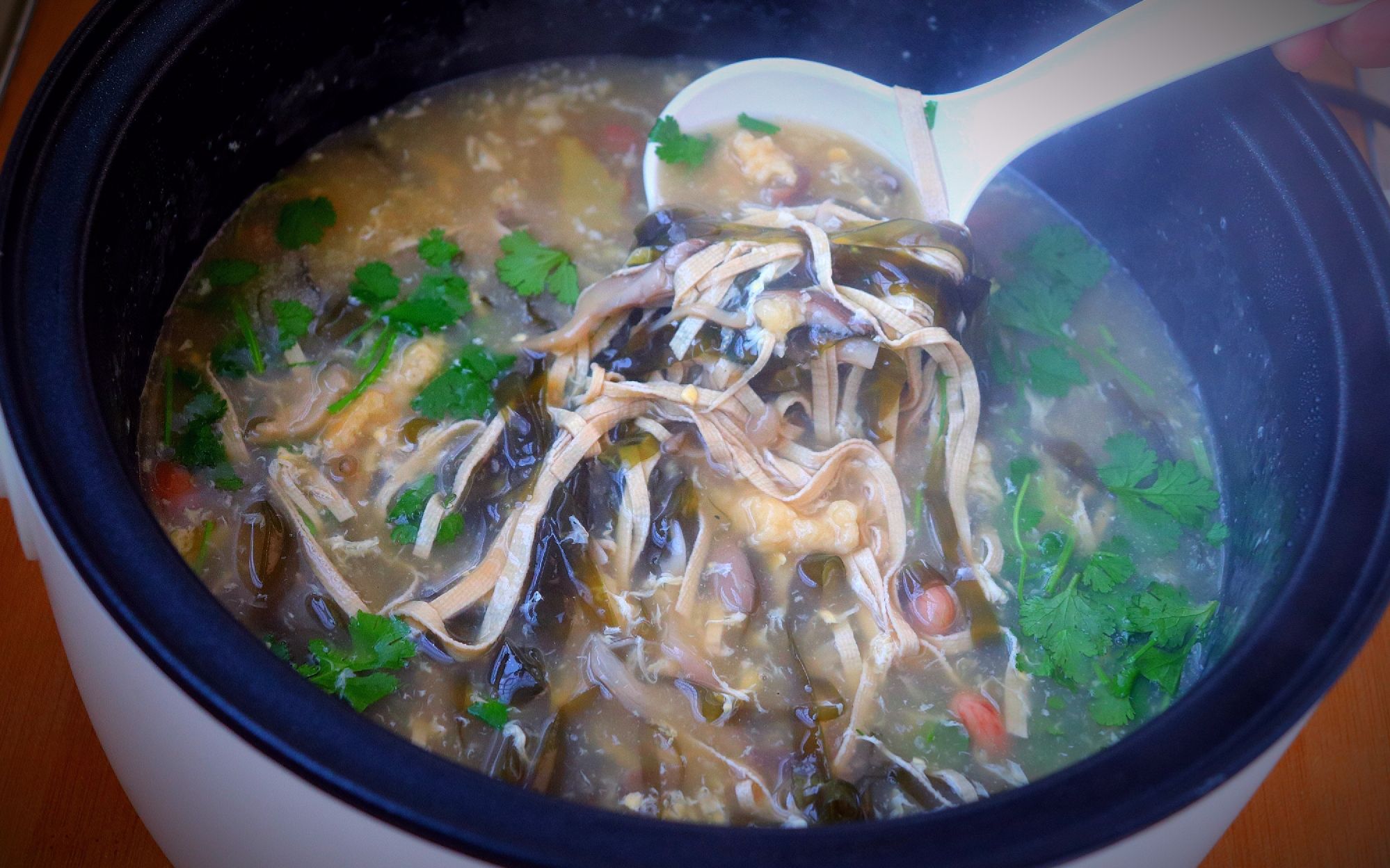 胡辣汤正宗做法,从1个面团开始,汤浓味美,面筋q弹,比买的还香