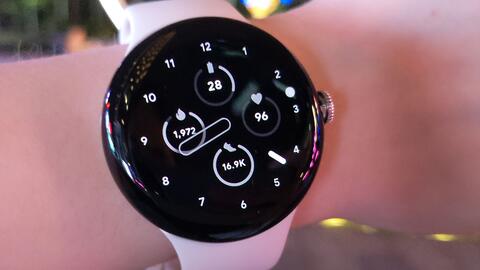 Subtle Notification Smartwatches : notification smartwatch