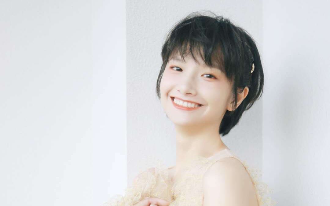 【mv】苏妙玲 - 施舍 超治愈的温暖女声【小万】wan_哔哩哔哩_bili