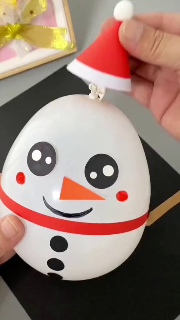 用气球做个不倒翁,可爱吧