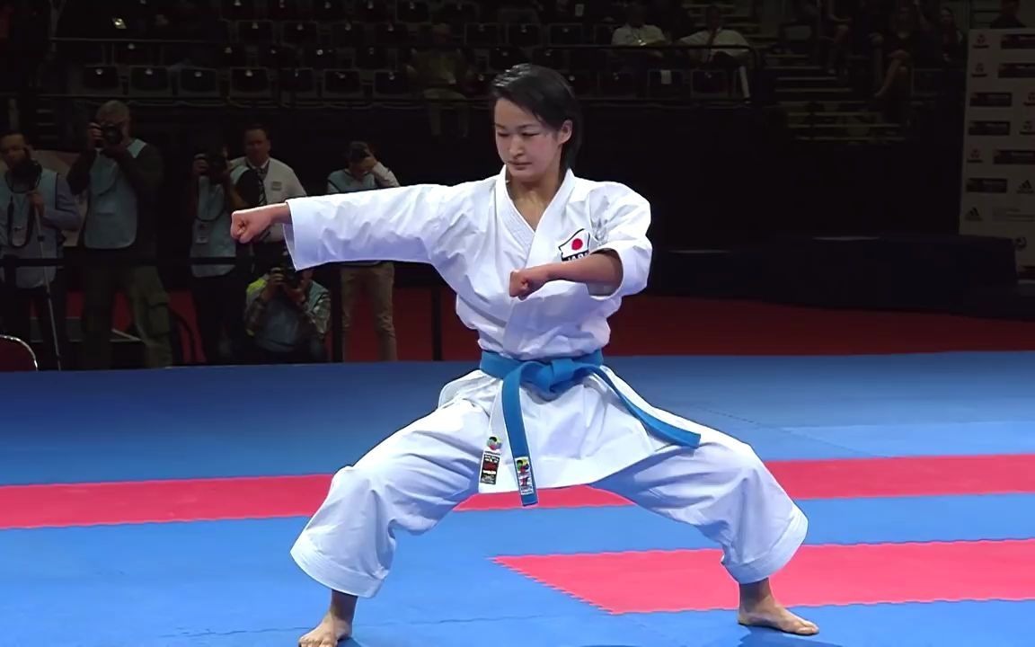 2014世界空手道锦标赛 女子个人型决赛 清水希容(日本)参赛型:北谷屋