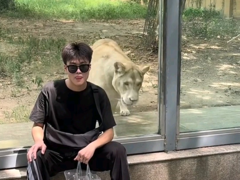 被吓一跳得真实反应,差点返祖了