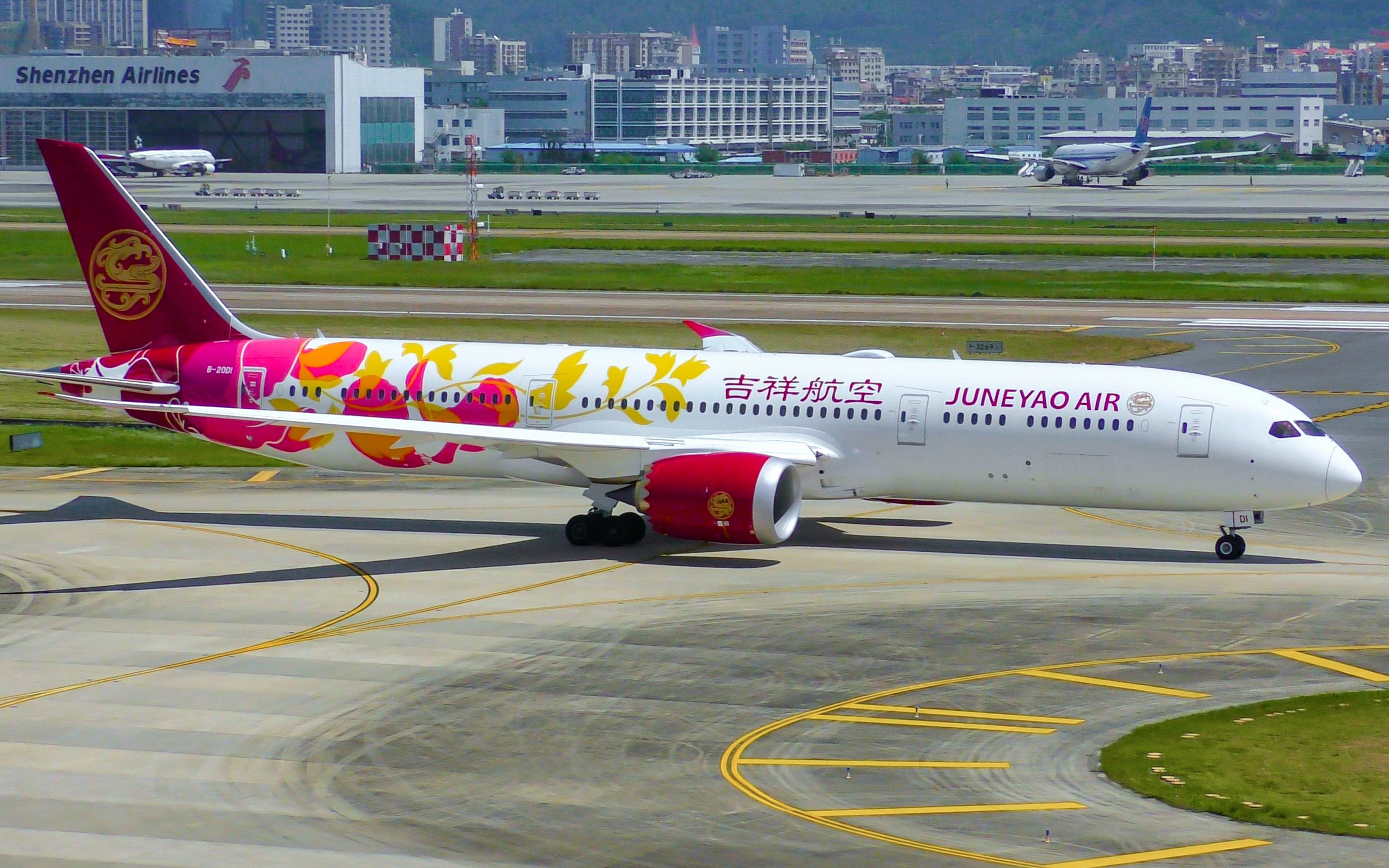 夢旅生花吉祥航空ho1112深圳上海虹橋超美絢彩花瓣波音787彩繪機