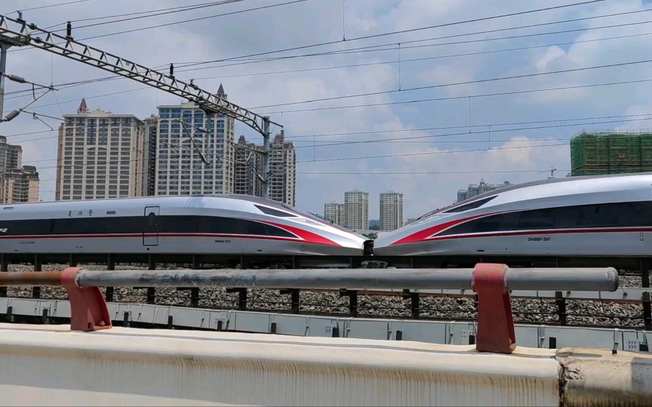 【复兴号】从北海开来进入南宁站的g94和折返后出站前往南宁东站的g94