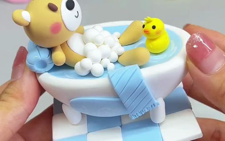 超轻粘土浴缸教程,上次做了个游泳池,这次做个小浴缸吧,一起来洗洗澡