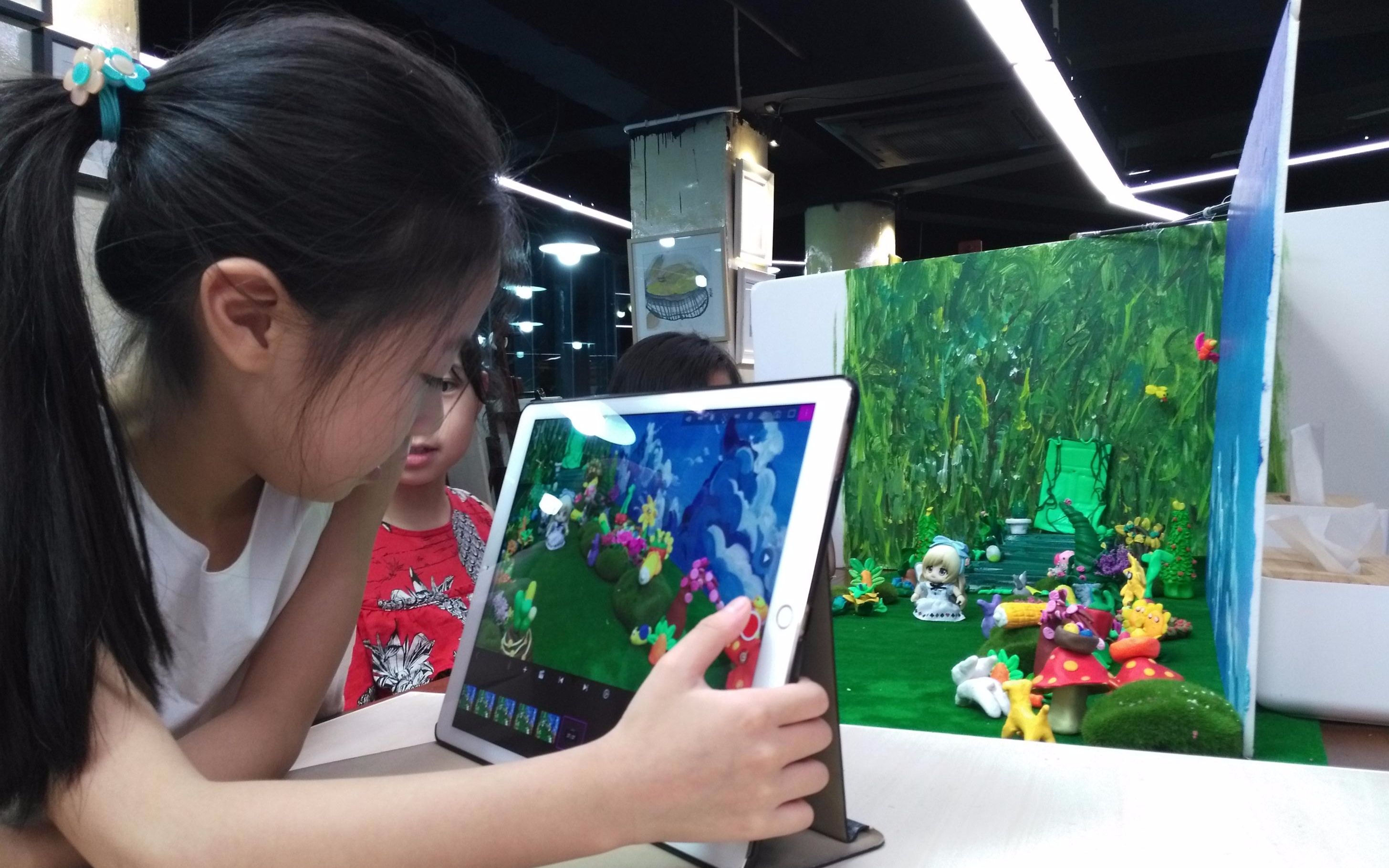 【隐见美学馆】 定格动画制作花絮特辑_哔哩哔哩 (゜-゜)つロ 干杯