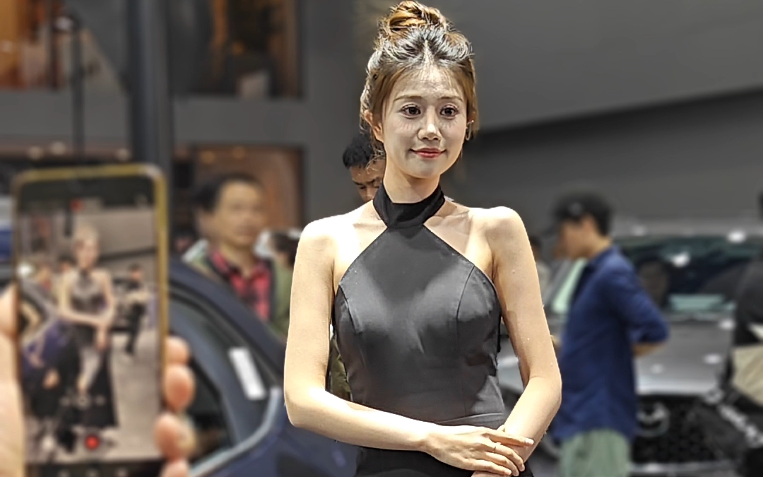 2023广州车展马自达展台车模-1