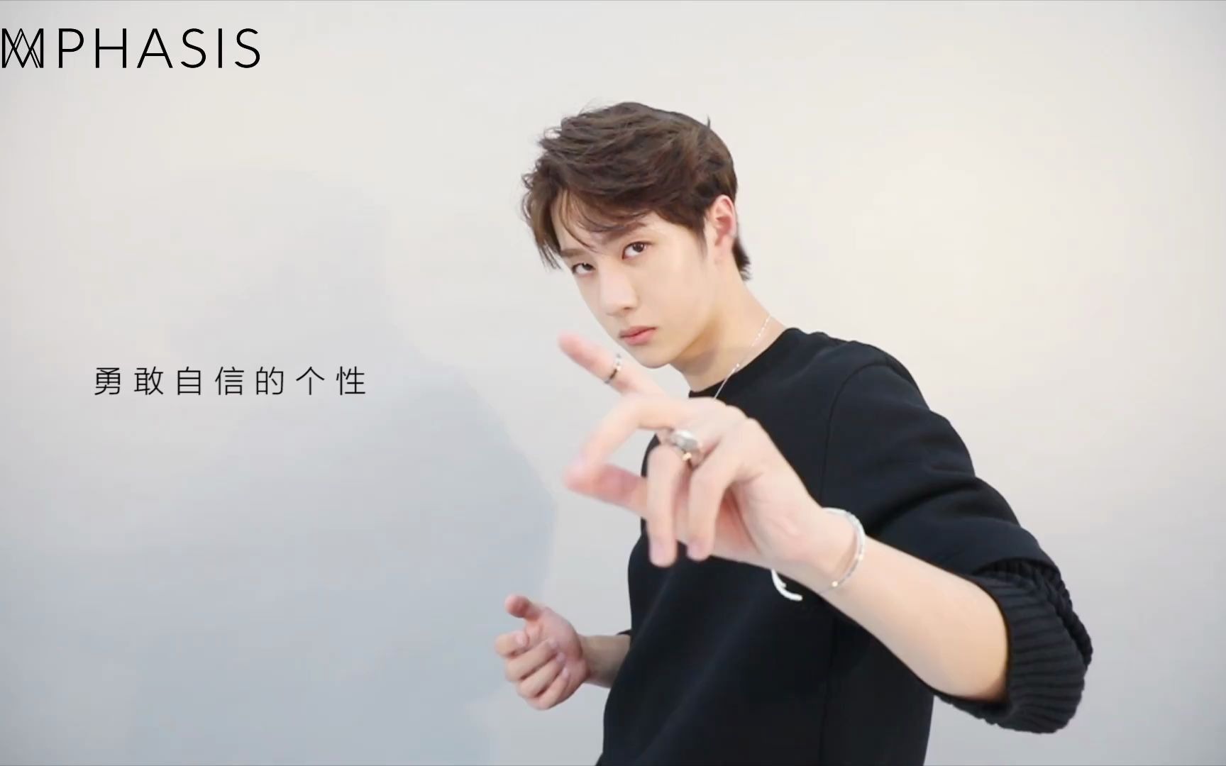 王一博艾斐诗宣传物料合集已到期