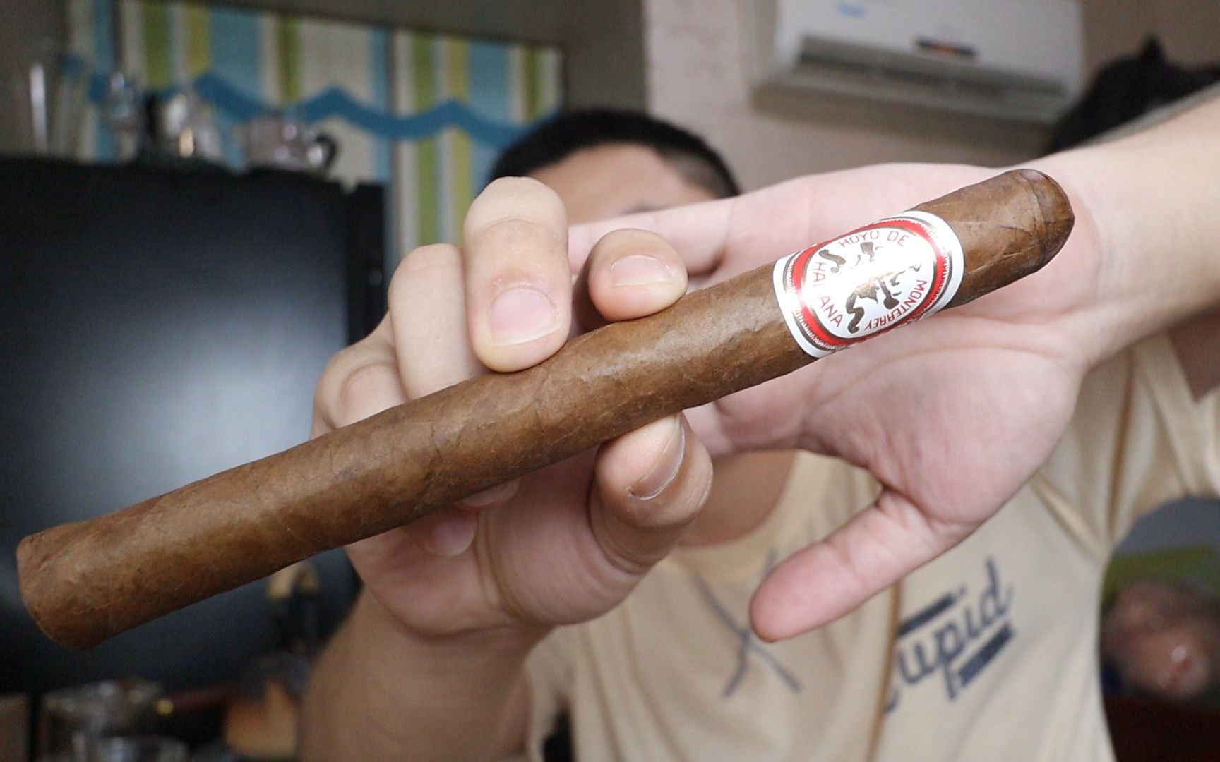 雪茄百草记之好友·蒙特雷-双皇冠(hoyo de monterrey - double