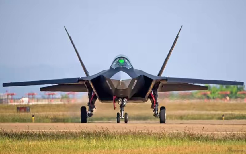 现代空战3dj31真不错