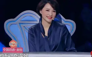 Descargar video: 主持人大赛：撒贝宁忘词，董卿一句话救场！无缝连接康辉都没看出