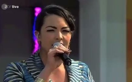 [图]Caro Emerald - Tangled Up (LIVE+MV)