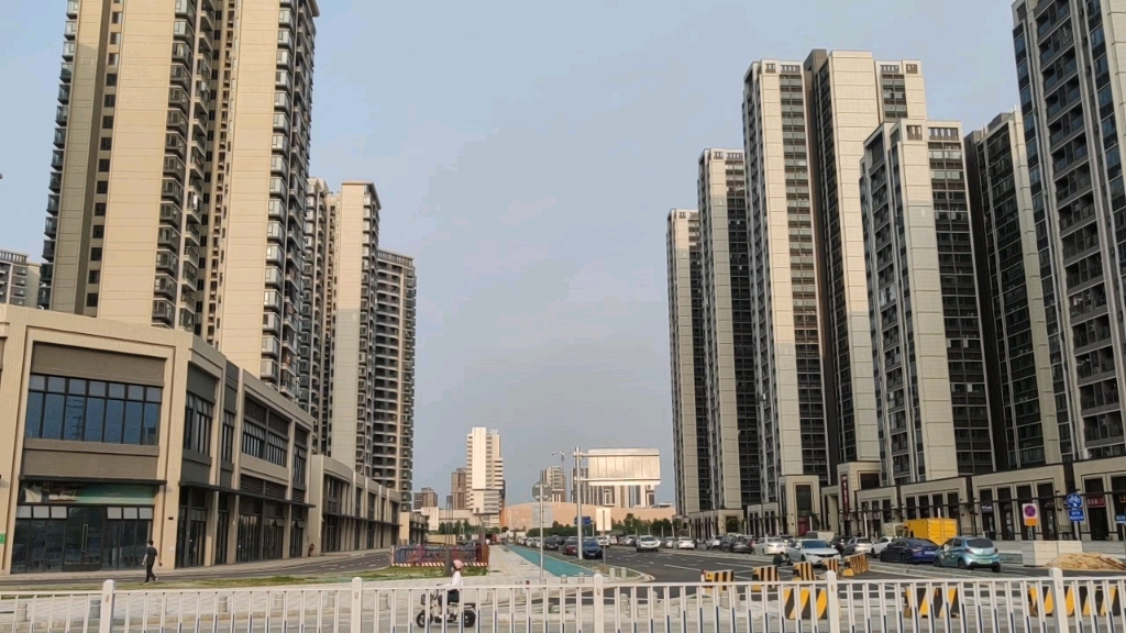 探访伦教广佛保利城二期,现楼,装修标准比一期有提升,改善户型为主,比