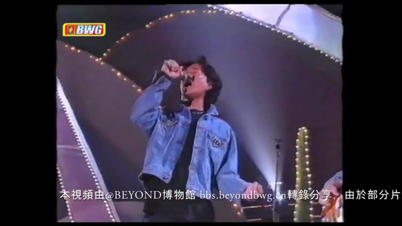 [图]Beyond乐队黄家驹演唱英国Rainbow乐队的歌曲《Temple Of The King》现场版！