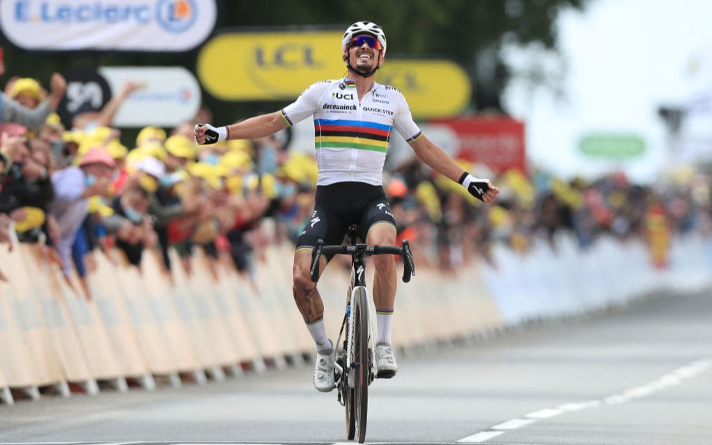 ridewithpro2021环法第1赛段阿拉菲利普经典式上坡终点夺冠