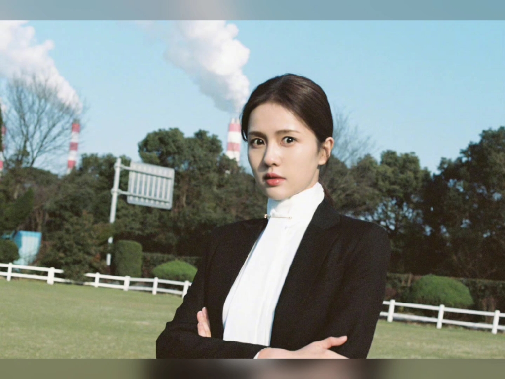 "没有人可以阻挡我嘉德罗斯,哪怕是父王你也一样.