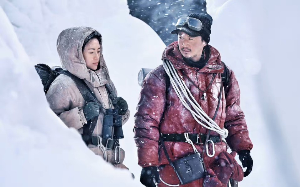 【攀登者】片场花絮:吴京章子怡上演"欢喜冤家"方五洲戏外卖萌撒娇