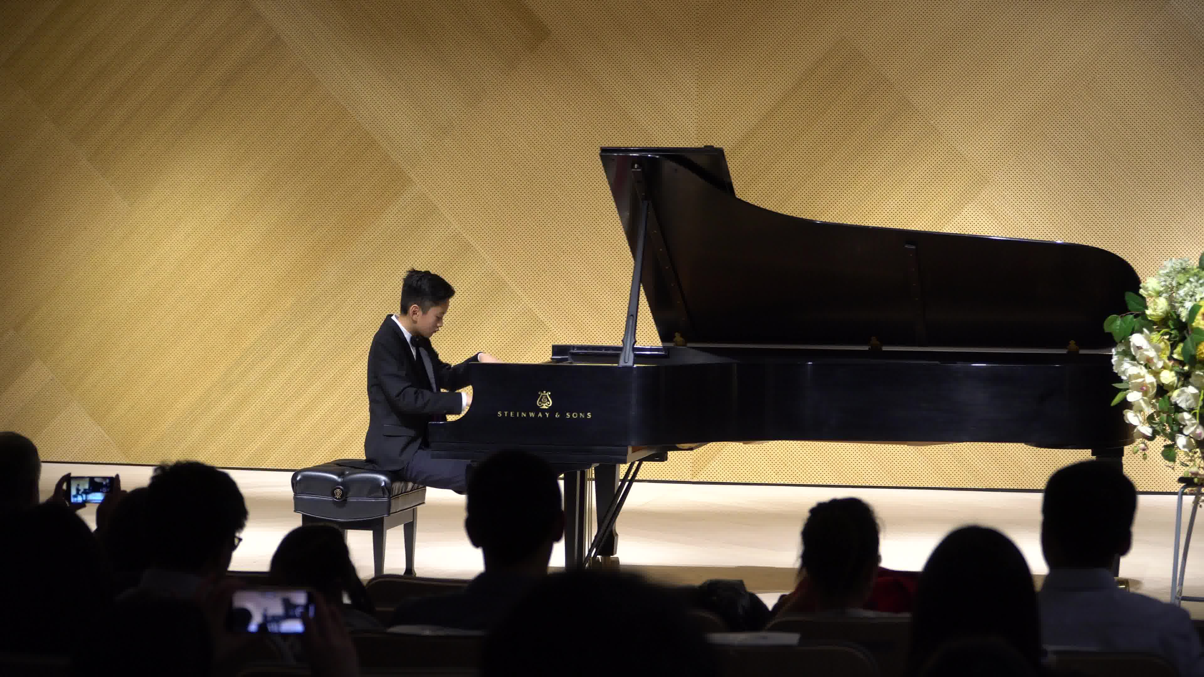 ryan钢琴活动_哔哩哔哩 (゜-゜)つロ 干杯~-bilibili