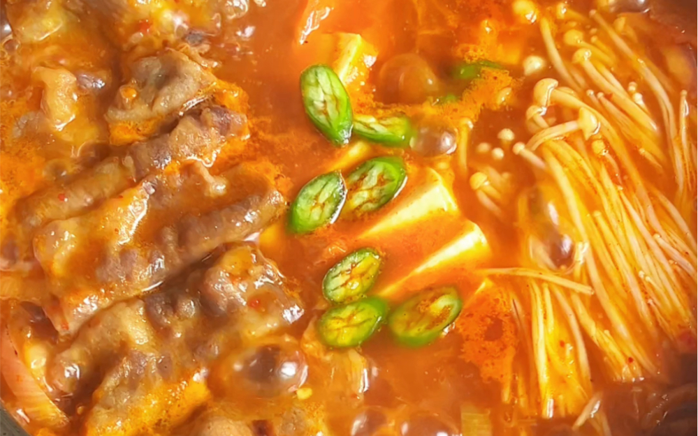 暖fufu的韩式泡菜肥牛豆腐汤,真的巨好喝!