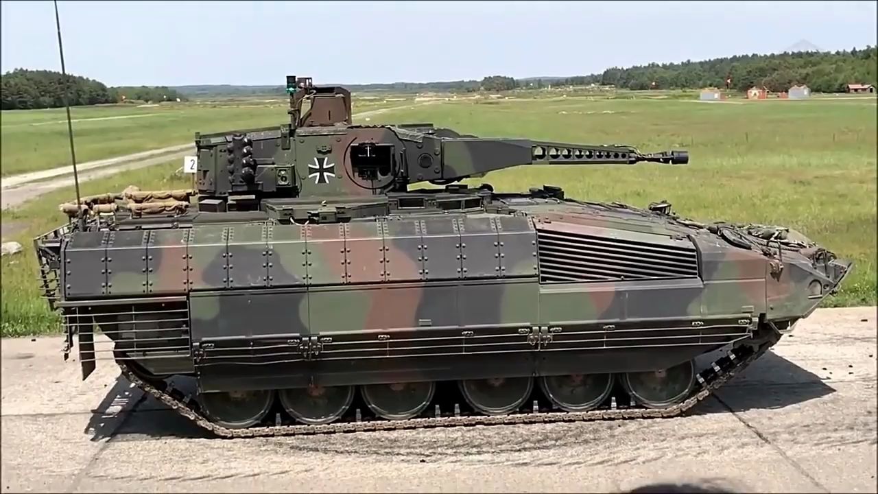 美洲狮6x6防雷装甲车图片