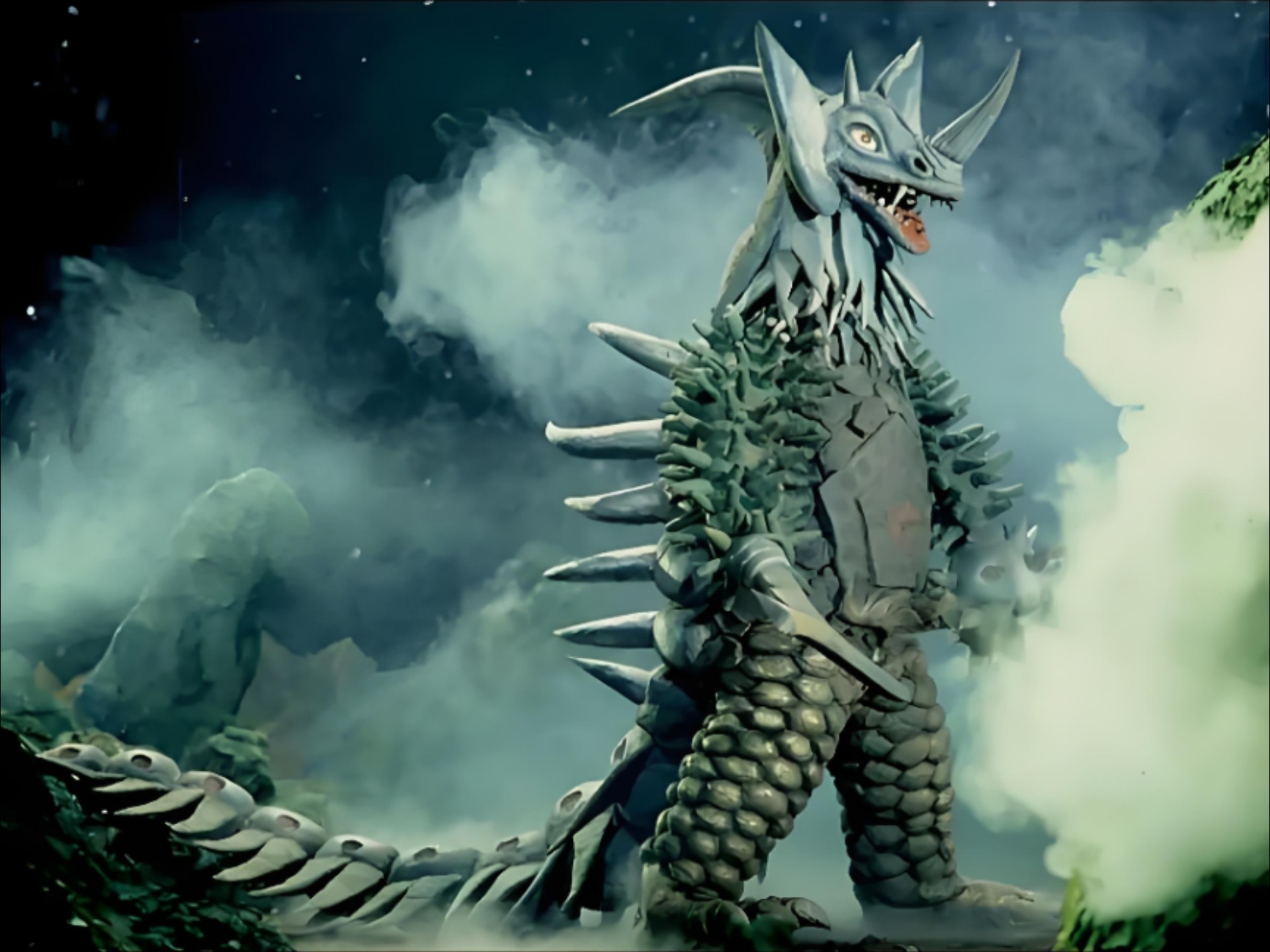 xplus大怪兽系列宇宙暴君泰兰特