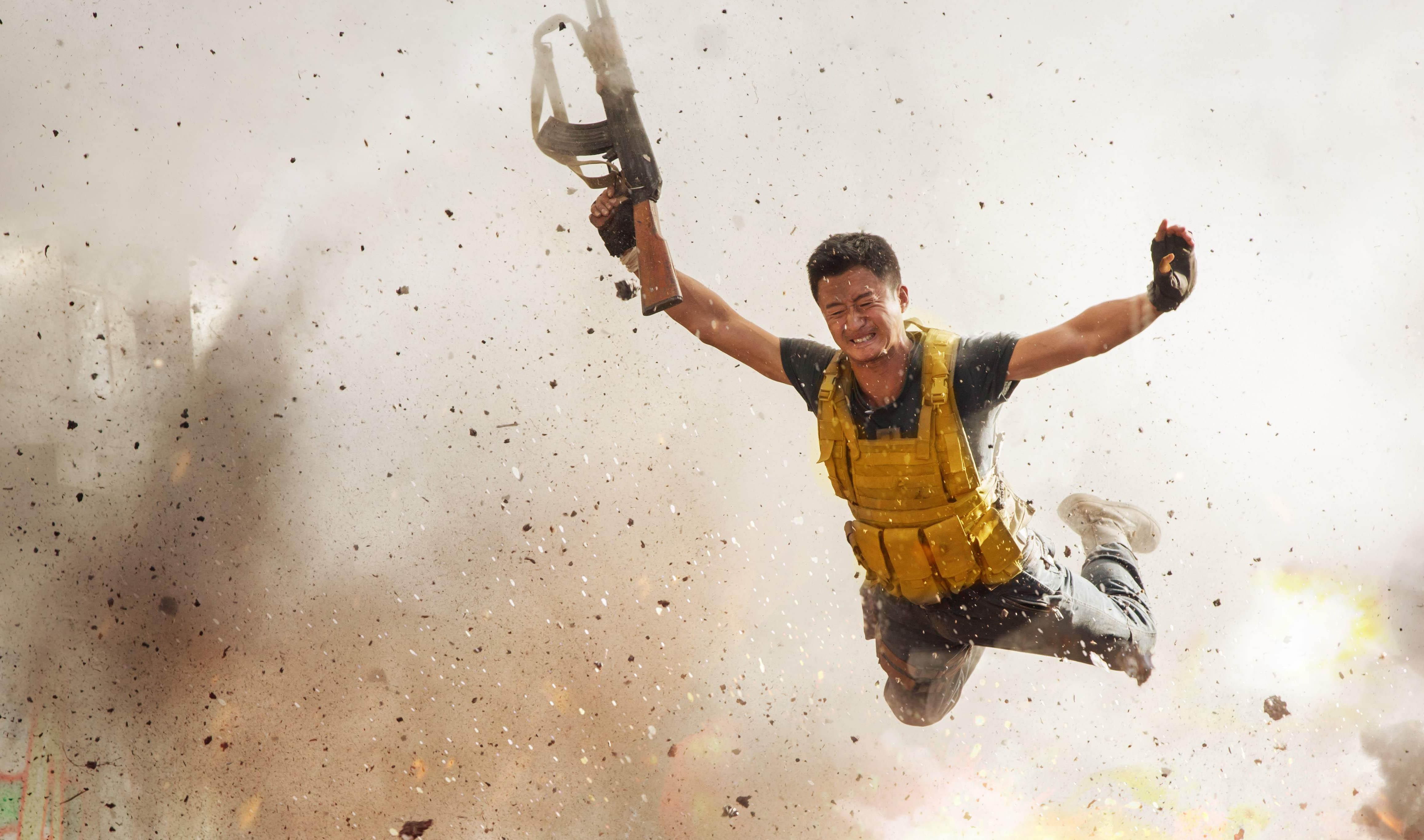 深度解说战狼2的隐藏细节