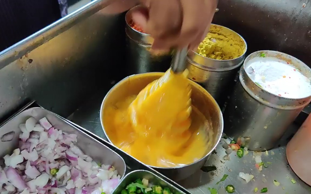 【印度美食】你永远不知道三哥的打蛋器是怎么发明的!
