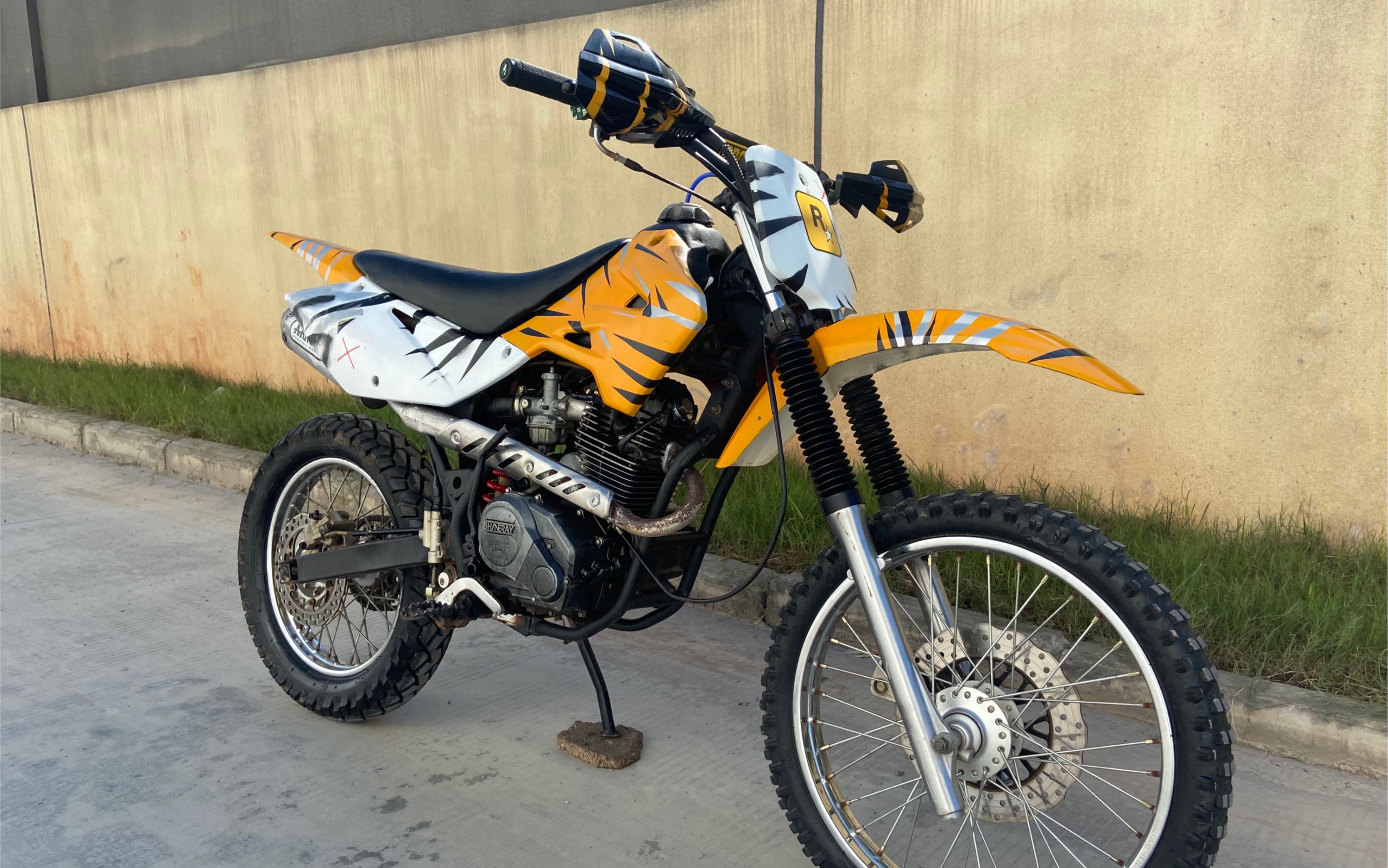 绝地求生越野摩托极致还原大吉大利今晚吃鸡