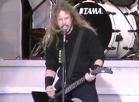 [图]Metallica - Harvester of Sorrow (August 17, 1991 - Donington, England)