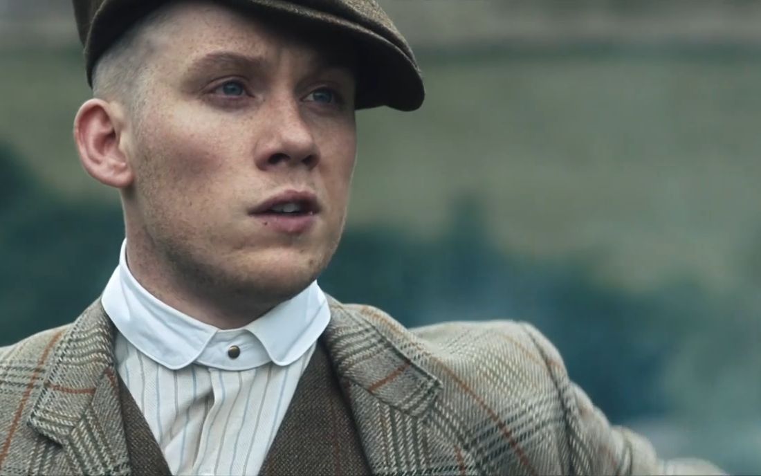 [图]【Peaky Blinders】“LittleJohn已经不是小孩了，他也有需要保护的人"