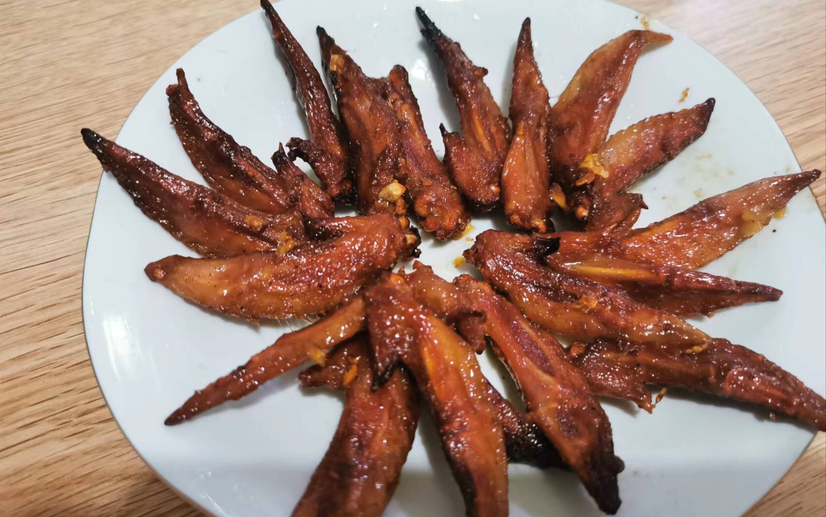 香酥鸡翅尖追剧小零食get