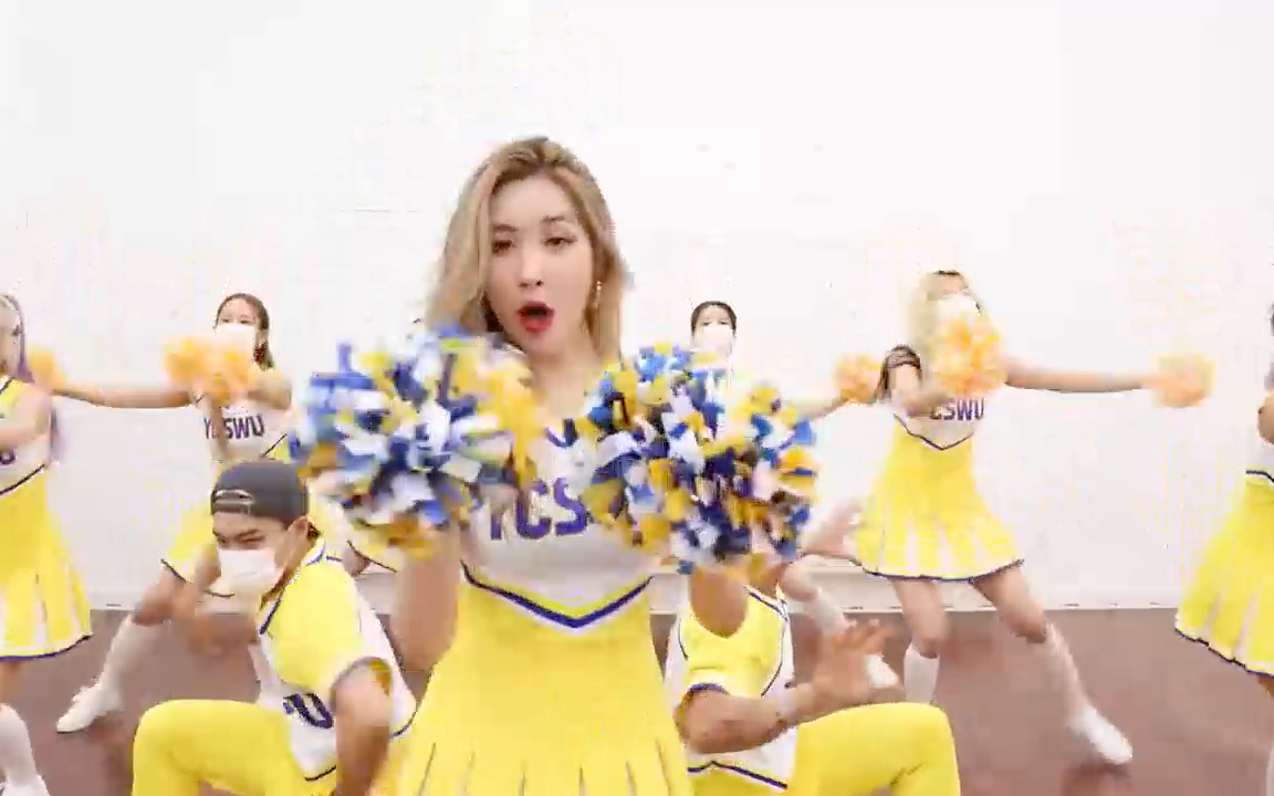 我的mv我做主:韩国金泫雅火辣热舞mv,请来鸟叔客串 视觉冲击 韩国女团