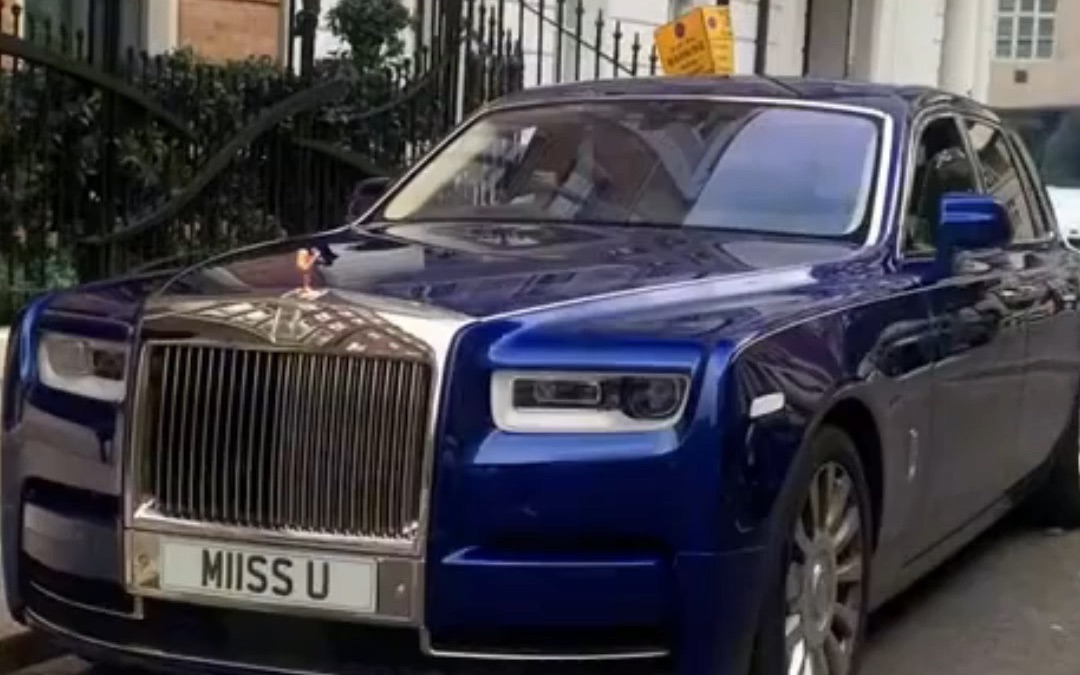 伦敦这些牛逼私人车牌号也是服了
