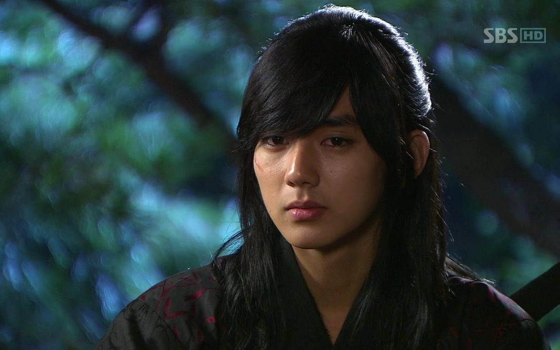 洪戴周用假玉玺区分敌我,同时他希望吕云能助自己一臂之力.