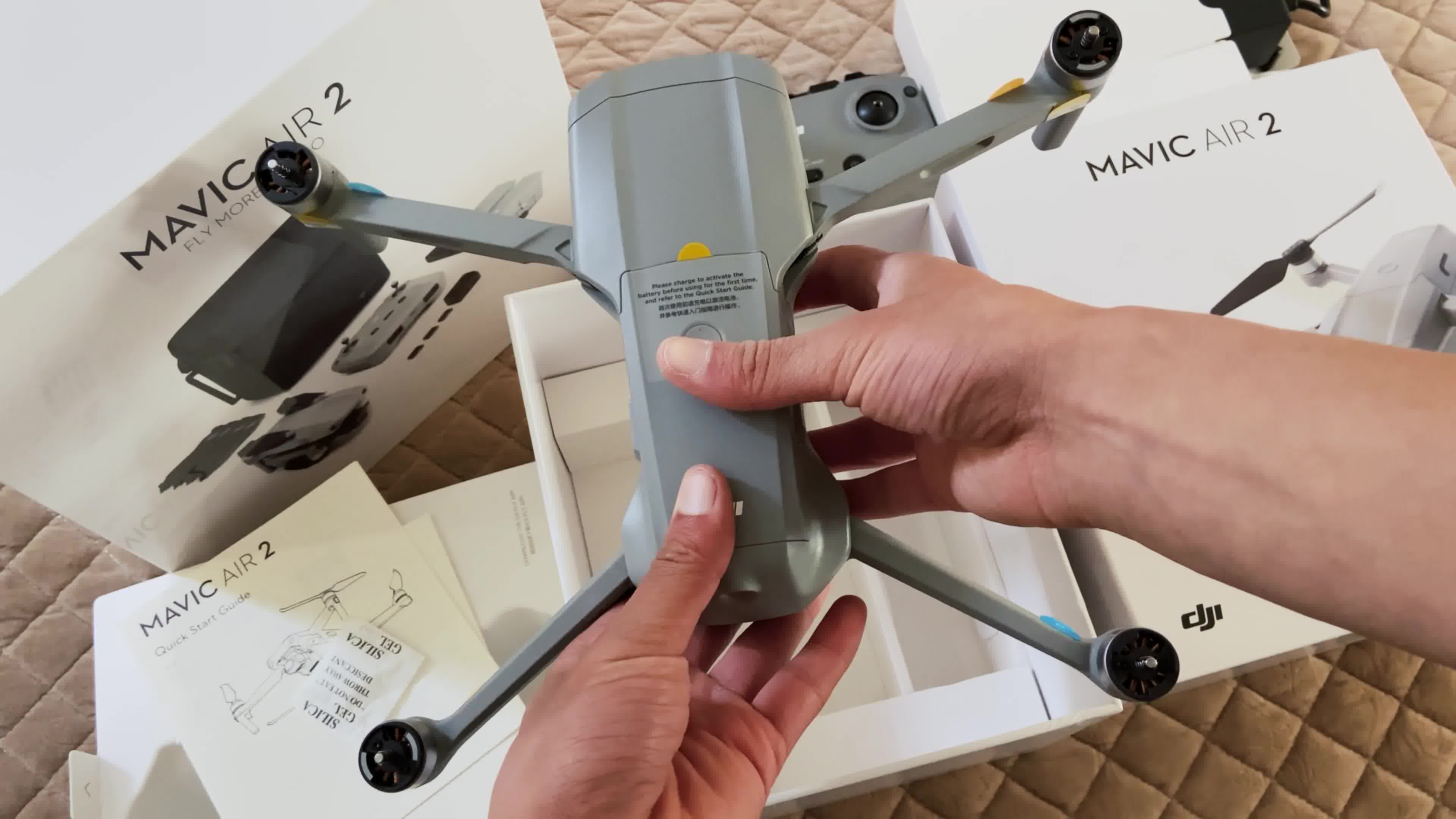 大疆御mavicair2开箱4800w像素夜景能力怎么样