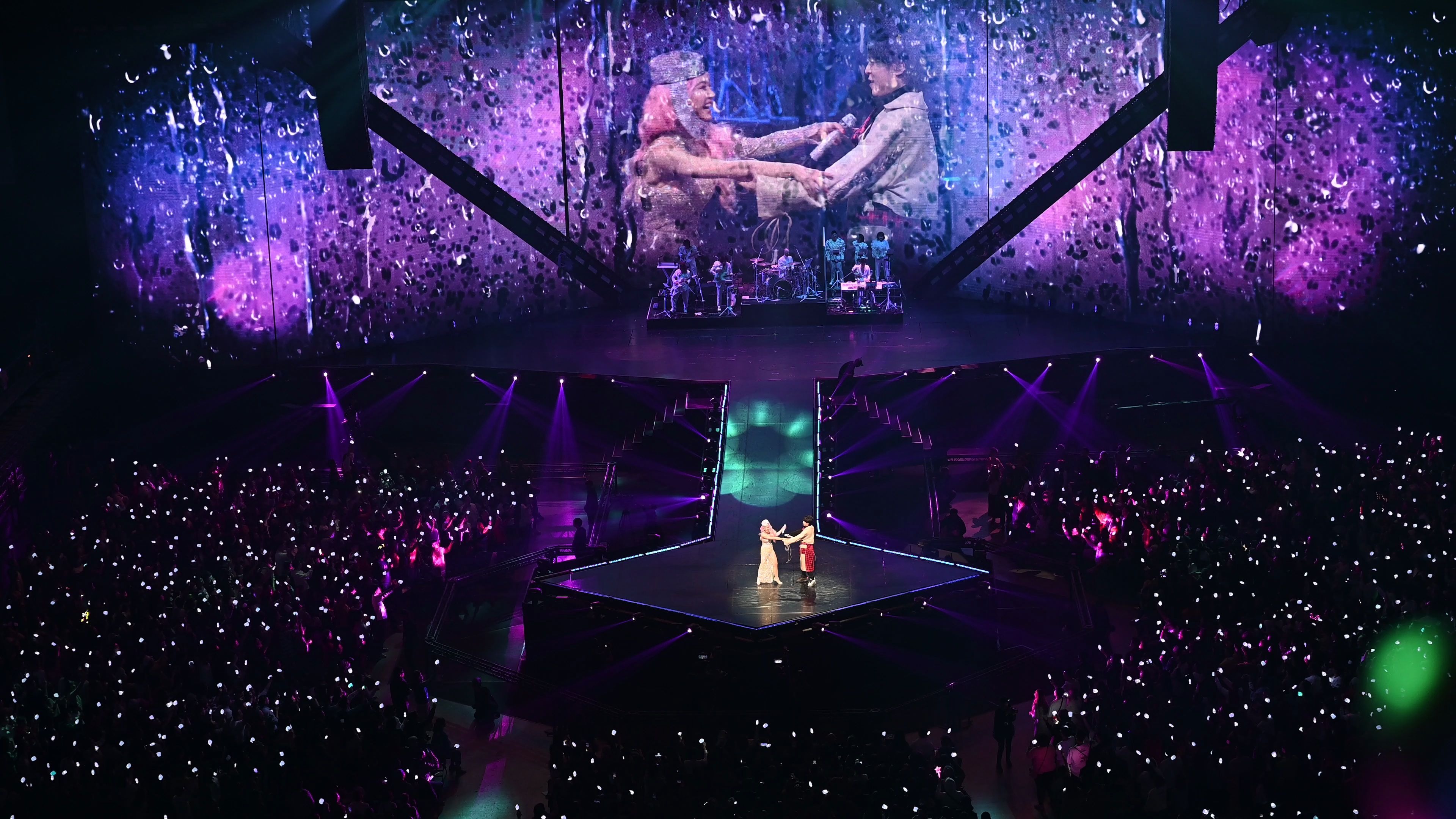 蔡依林 吴青峰 倒带 2020 台北小巨蛋 跨年 演唱会 礼物呛声