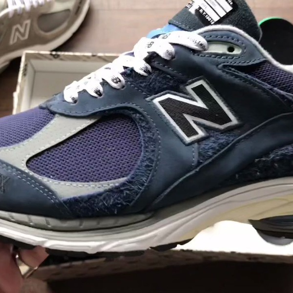 NEW BALANCE x INVINCIBLE x N.HOOLYWOOD M2002RXH (BLUE MOON) / GORE