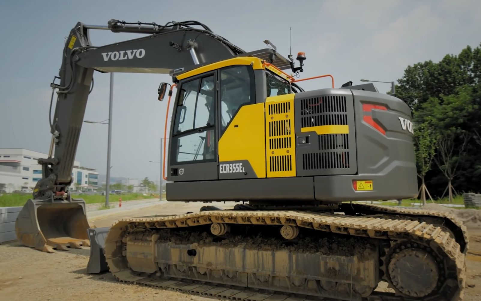 沃尔沃 volvo ecr355e 短尾挖掘机_哔哩哔哩 (゜-゜)つロ 干杯~-bili