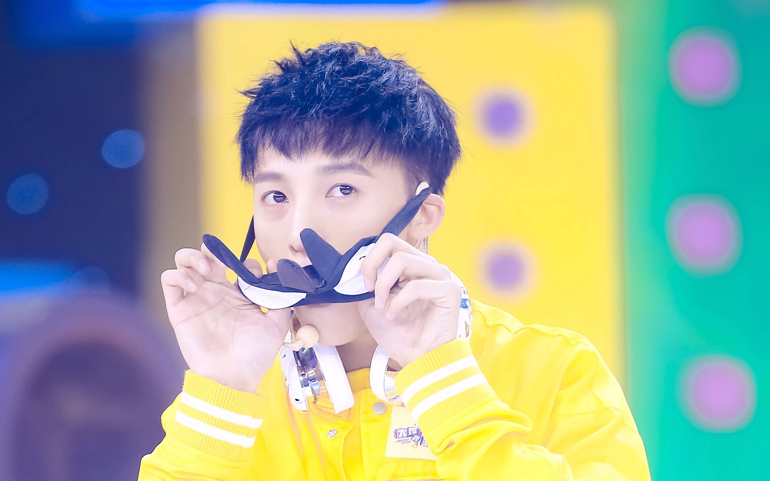 x玖少年团队长伍嘉成美声与民歌无缝切换