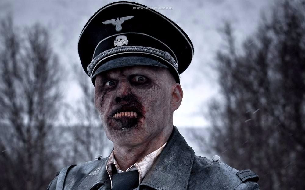 环境冰冷,情节燥热,雪乡战士终成魔,几分钟看僵尸片《死亡之雪》