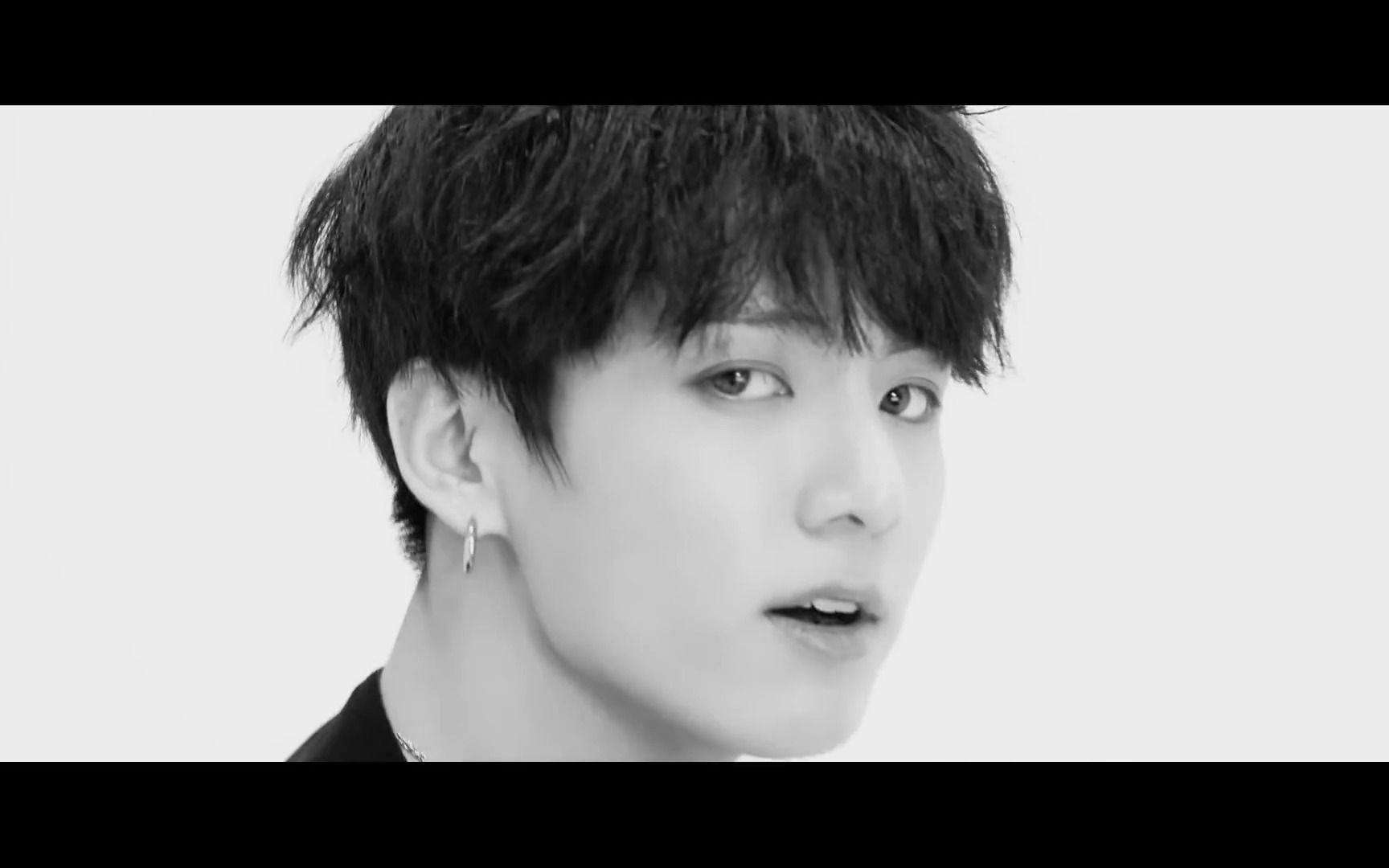 bts mic drop (steve aoki remix) mv