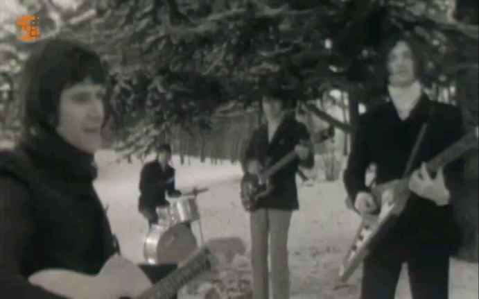 [图]The Kinks - 'Sunny Afternoon' in snow (promo video)