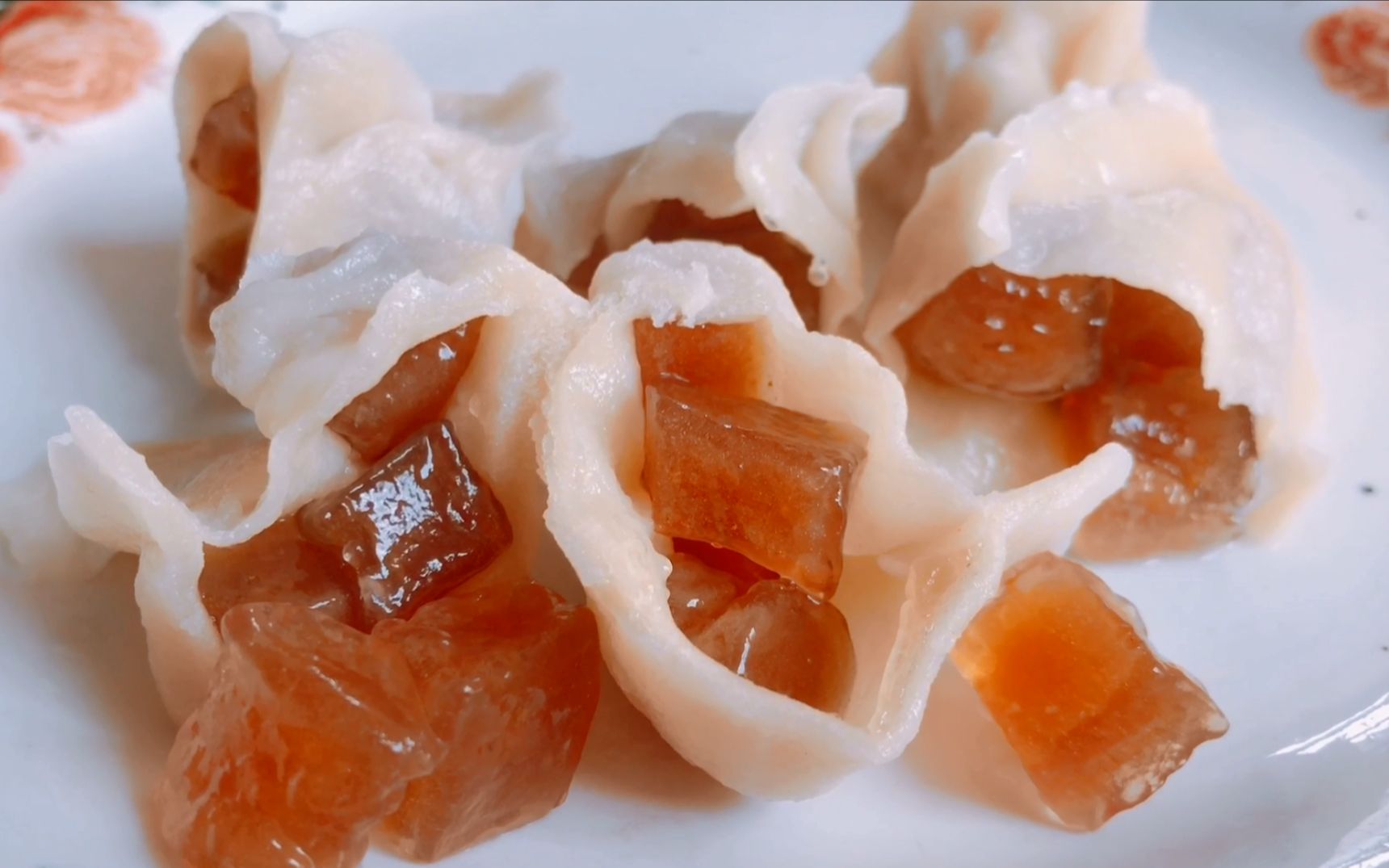 日本爆火珍珠奶茶馅饺子,是真好吃还是黑暗料理?小伙真实评测