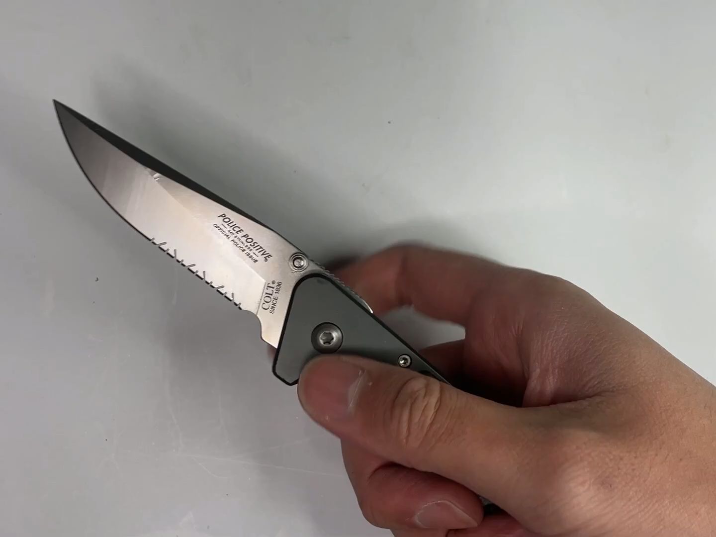 colt ct 55 (united cutlery) 德国警用正锁背刀!屠龙价100.00 美元