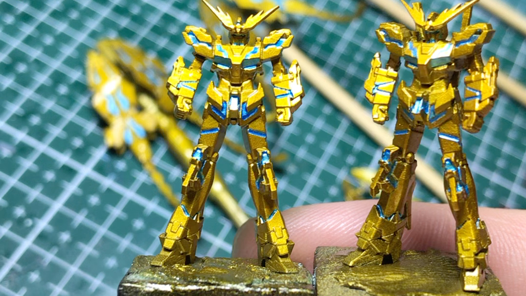 4开微缩模型菲尼克斯高达nt版