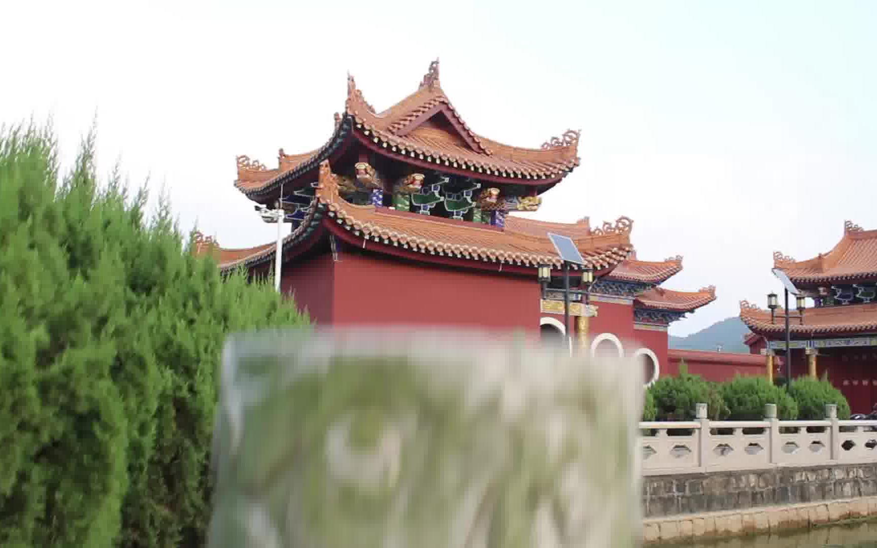 普宁龙华寺