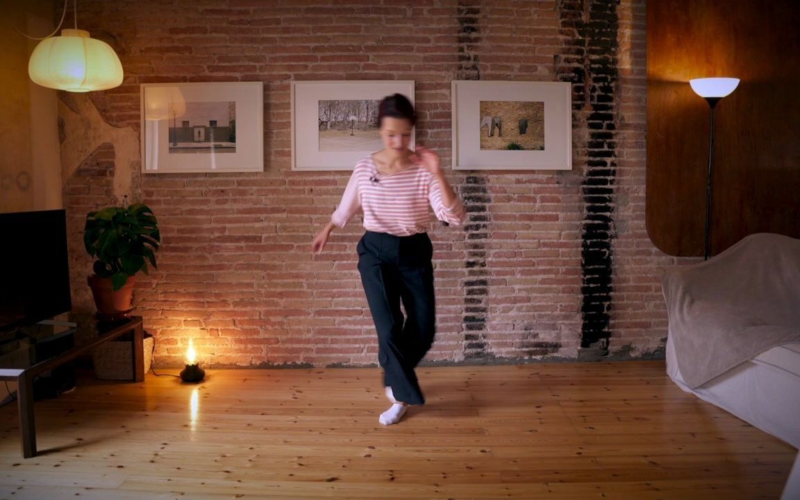 [图]【Ksenia's Secrets of】What's the secrets of a better movement in solo jazz steps?