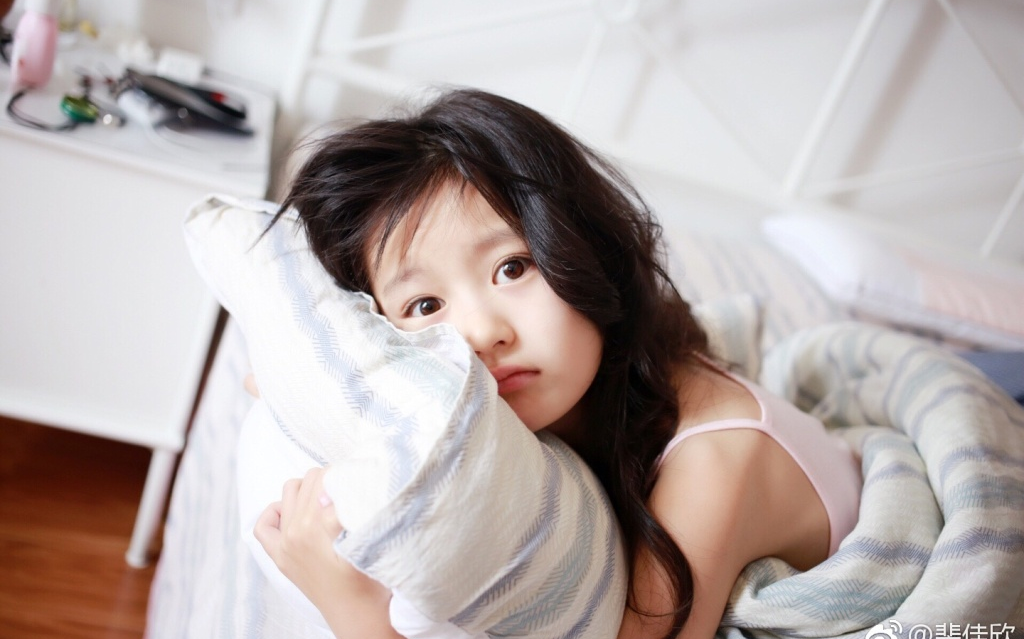 8岁小美女玩抖音,男默女泪!第3期78『裴佳欣』_哔哩哔哩_bilibili