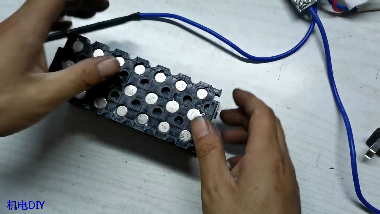 自制12伏14安锂电池一起来看看制作过程吧