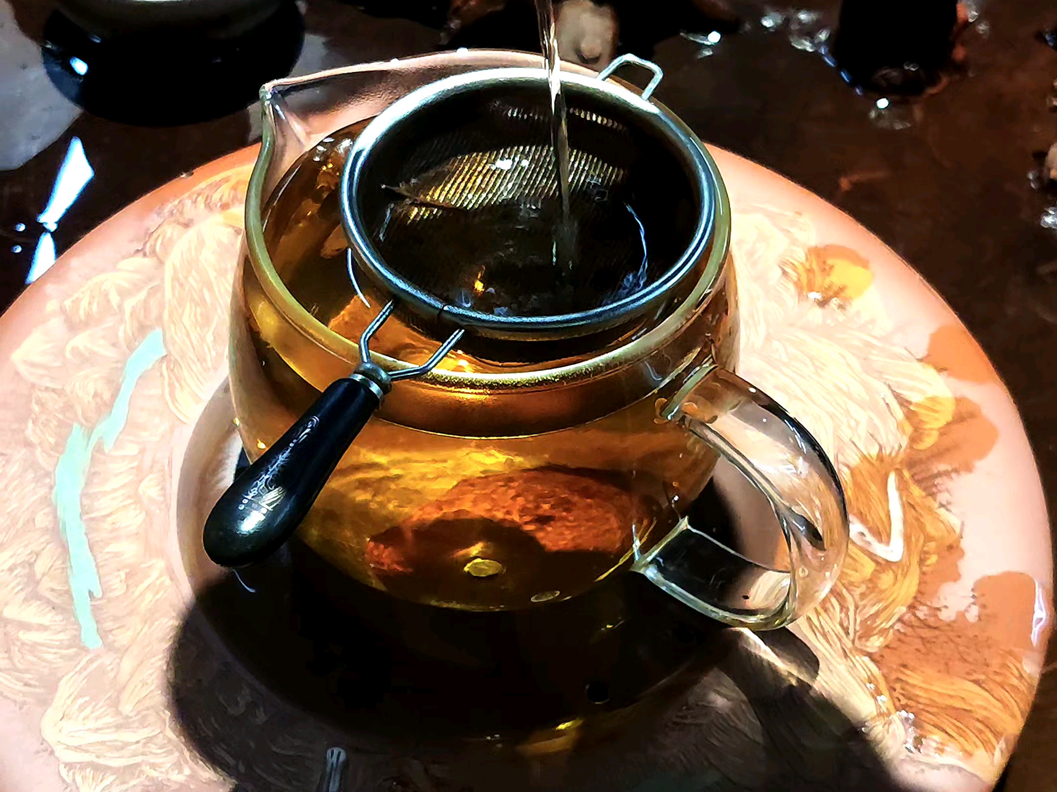 清风摇竹子冶石瓢壶，宜兴红茶泡金汤，趣味养心怡神#紫砂壶 #日常泡茶记录 #器物之美 #每日分享 #魏孝朋紫砂壶